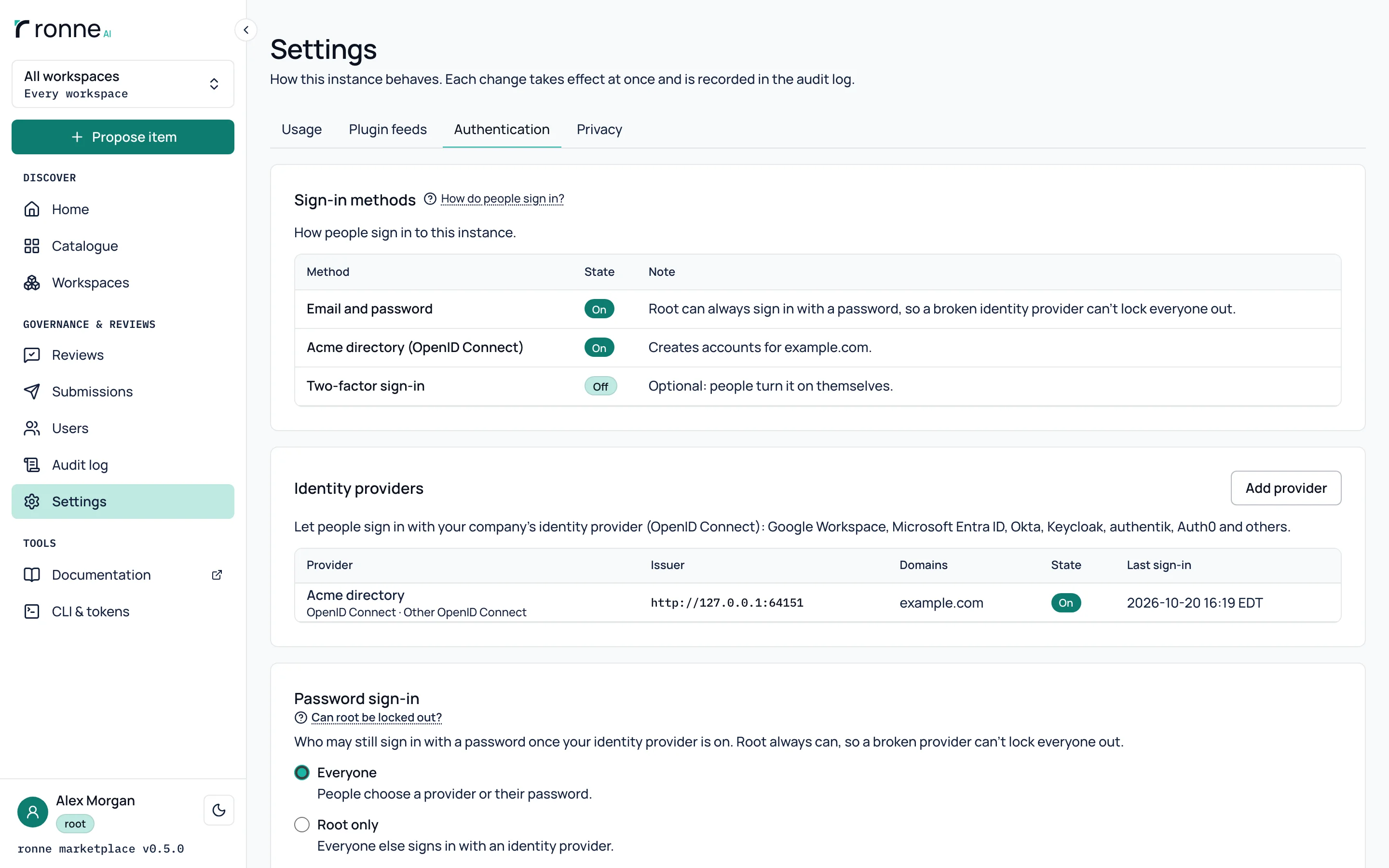 A aba Authentication de Settings: uma tabela com os métodos de login (e-mail e senha ligado, o provedor Acme directory ligado, login em duas etapas desligado), os provedores de identidade e a escolha do login com senha.